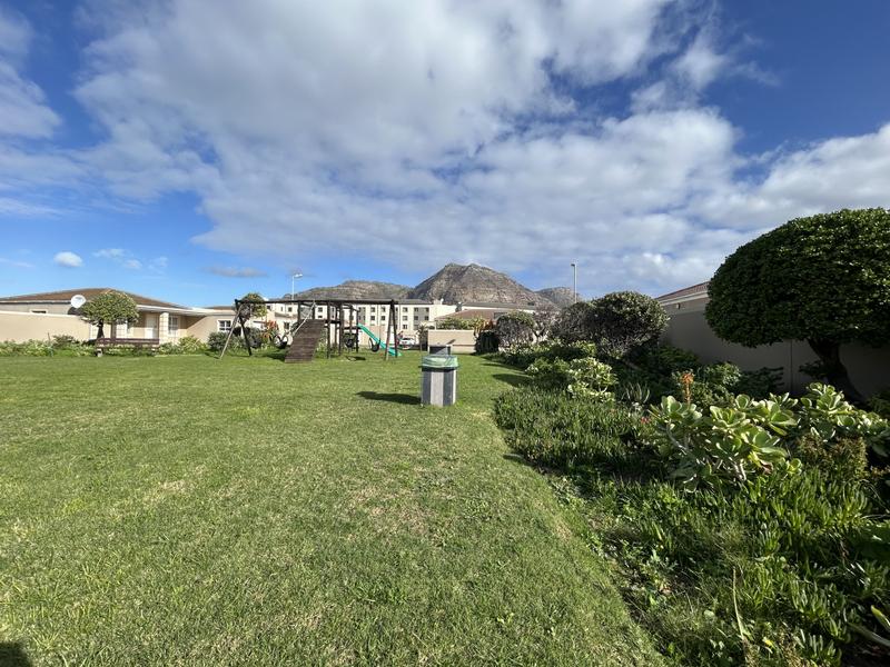 3 Bedroom Property for Sale in Costa Da Gama Western Cape